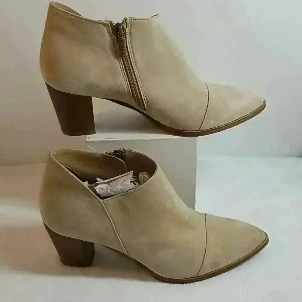 ITALEAU Marisa Waterproof Cap toe Bootie Size 40